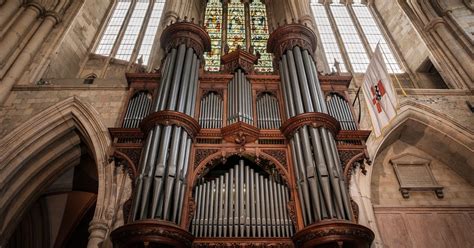 Cathedral Organ Specifications: Southwark Cathedral