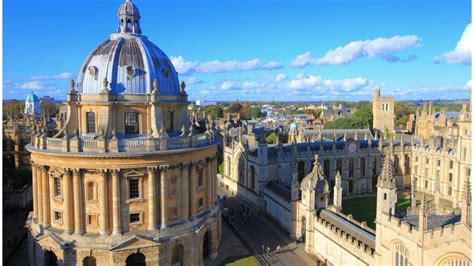 Oxbridge college admissions 'complex and intimidating' - BBC News