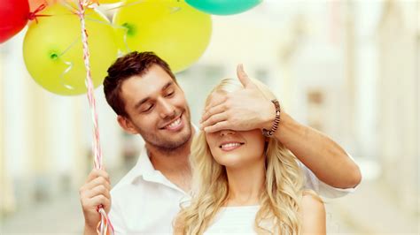 Romantic Awesome Tips & Ideas How To Surprise Your Girlfriend - Youme ...