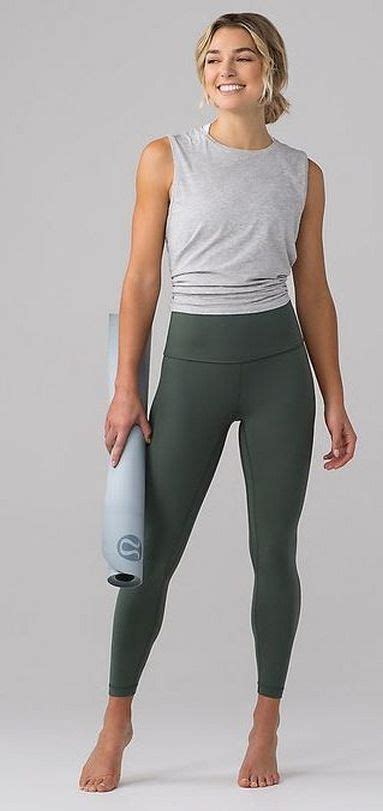 Beautiful yoga pants outfit ideas 37 | Yogapants outfit, Sporty outfits, Yoga fashion