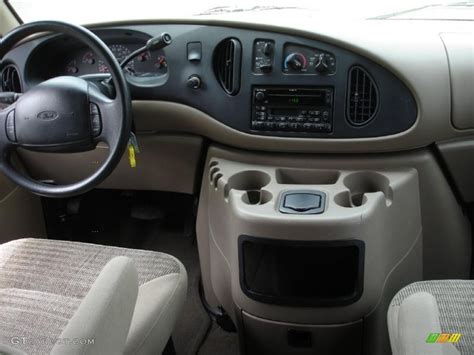 Ford 15 passenger van interior dimensions