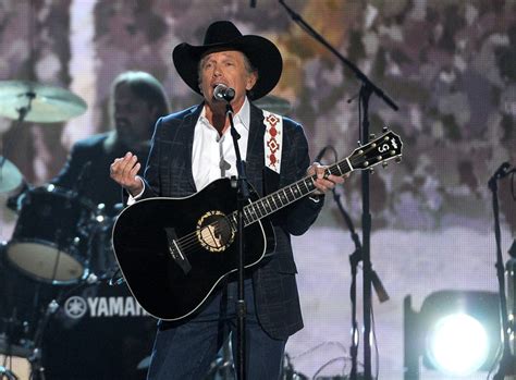 George Strait wins entertainer of the year at ACM Awards | CTV News