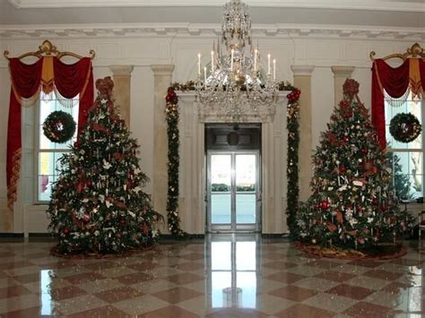 HGTV White House Christmas Decorations | ... holiday decor from ...