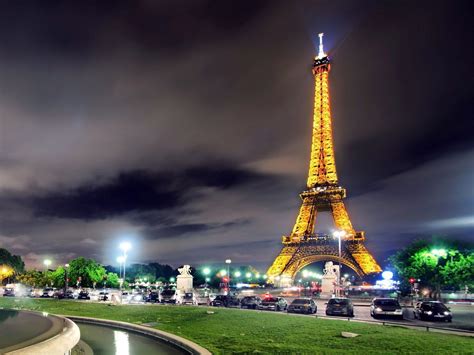 Paris: Paris City at Night