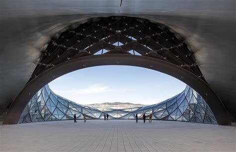 The Sculptural Boldness of the Harbin Opera House by MAD Architects ...