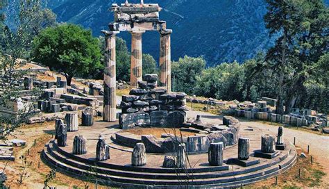 Delphi: A Guide to the History of the Ancient Site