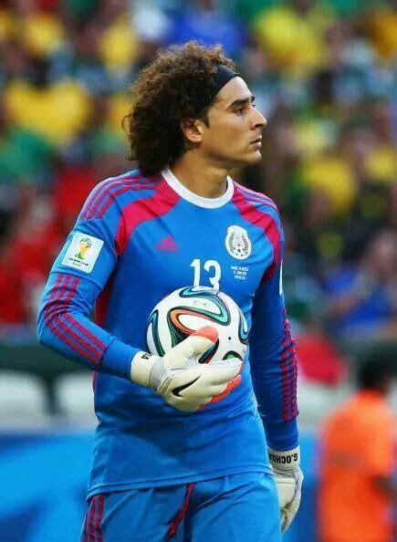 🔥 Download Guillermo Ochoa In Chivas De Guadalajara V Club Am Rica by ...