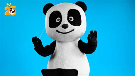 HINO DA ALEGRIA EM PANDÊS | 25 ANOS CANAL PANDA 🎶 Acordes - Chordify