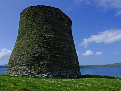 Ancient Scottish Brochs: A Glimpse into Iron Age Architecture