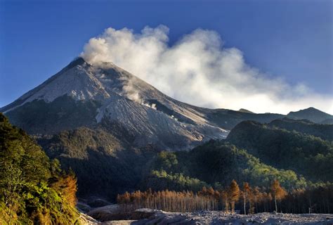 Gunung Marapi ~ Bukittinggi Tourism