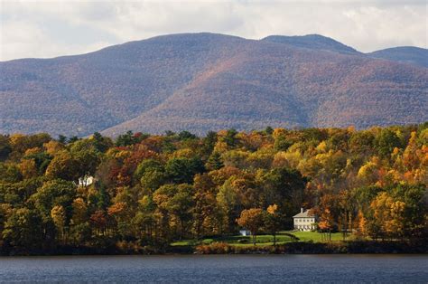 Fall foliage along the Hudson River | Hudson valley travel, Riverside village, River