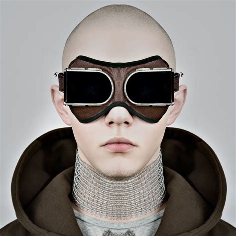 ino4 Mode Cyberpunk, Cyberpunk Fashion, 70s Sunglasses, Square ...