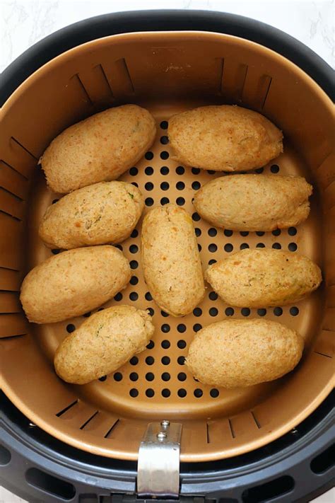 Air-fryer cooked Bread Rolls, Oil free Indian vegan bread rolls,