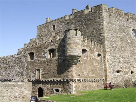 Blackness Castle, Blackness, United Kingdom - SpottingHistory