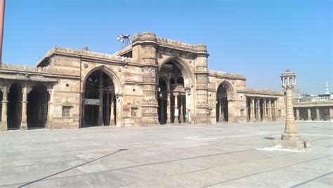 Jama Masjid | Ahmedabad - What to Expect | Timings | Tips - Trip Ideas by MakeMyTrip