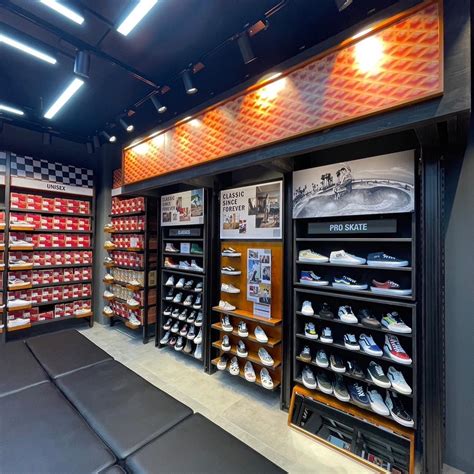 New Vans Outlet at Central Village – ThaiOutdoorGroup