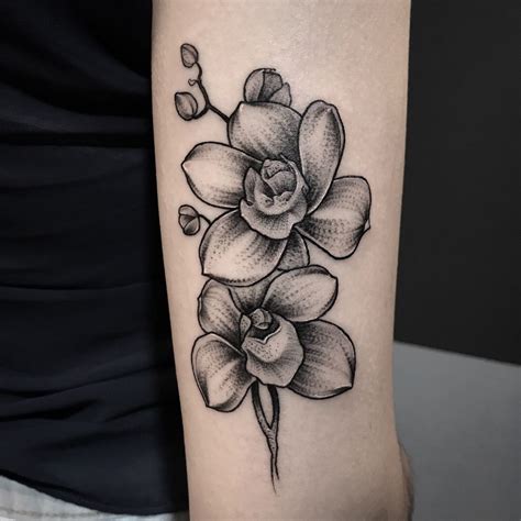 Pin by Mateus Frasca on Floral | Orchid tattoo, Orchid flower tattoos, Flower tattoo designs