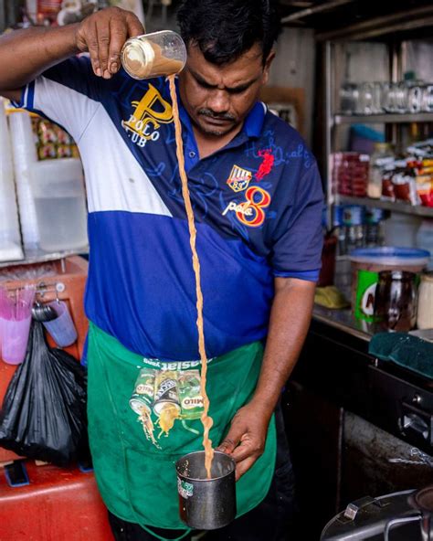 Teh tarik: Malaysia's frothy 'national drink' - BBC Travel