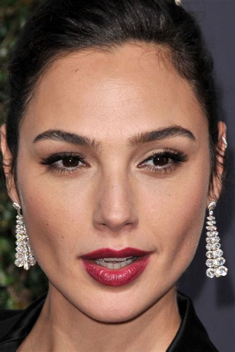 gal gadot - golden globes | Gal gadot, Gal gabot, Gal gardot