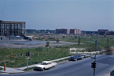 New York City - The construction of a total of twenty, 16 story... News Photo - Getty Images