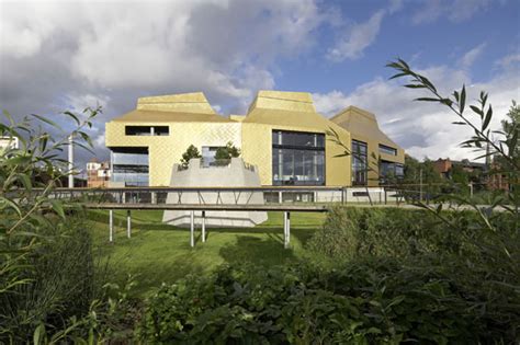 The Hive Worcester Library landscape | Worcester UK | Grant Associates