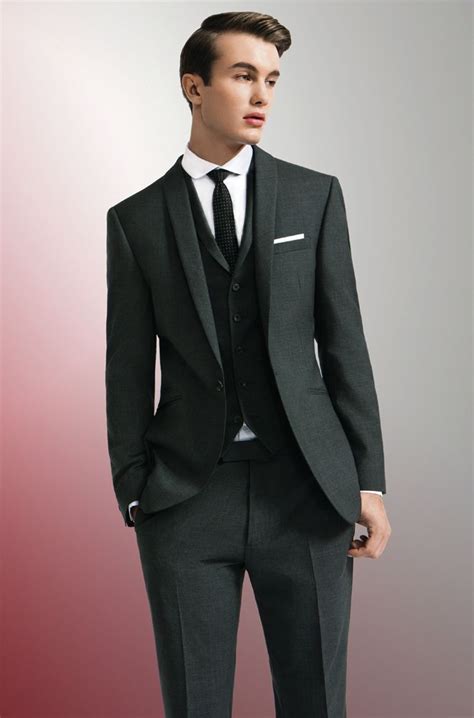 Get this suit ! | Black tie dress code, Black tie event, Three piece suit