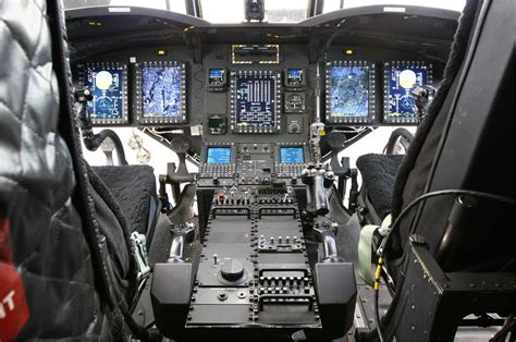 Chinook Cockpit : Armyaviation