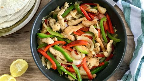 Receta de fajitas de Pollo Mexicanas. Videos Paso a Paso