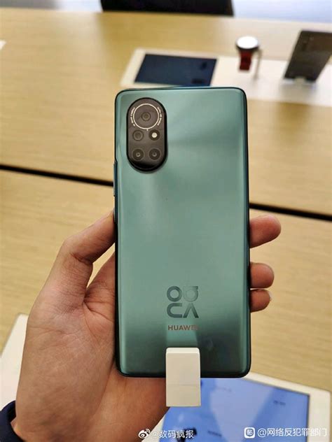 Pictures of Huawei Nova 8 confirm design, specs - revü