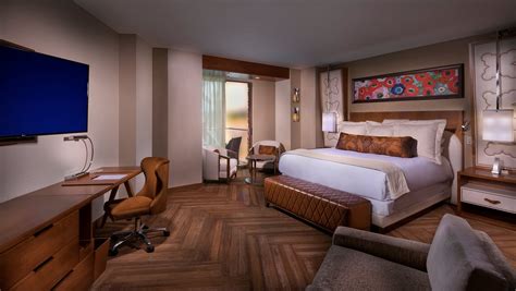 Del Lago Resort & Casino Rooms: Pictures & Reviews - Tripadvisor