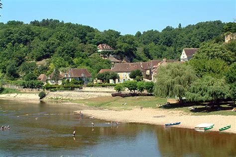 River Beaches in the Dordogne - a great way to cool down