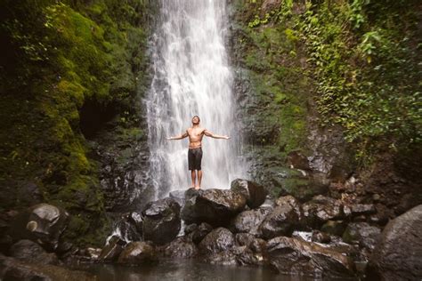 Lulumahu Falls in Honolulu, Oahu - The Elevated Moments