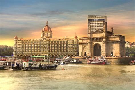 Top 10 Places Loved By Foreign Tourists in Mumbai