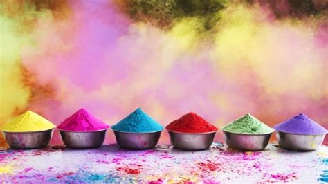 Holi 2016: How Holi is celebrated in Maharashtra | India.com