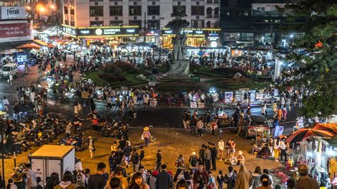 Dalat Night Market (Chợ đêm Đà Lạt), Dalat