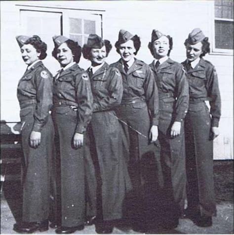 Flying Nurses ~ A new specialty was developed and established for USAAF Nurses at Bowman Field ...