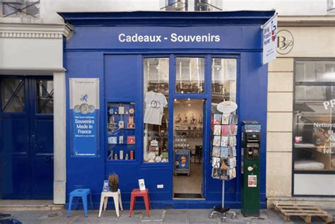 Top 15 Souvenir Shops in Paris - Discover Walks Blog