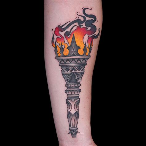 Discover 79+ traditional torch tattoo flash latest - in.cdgdbentre