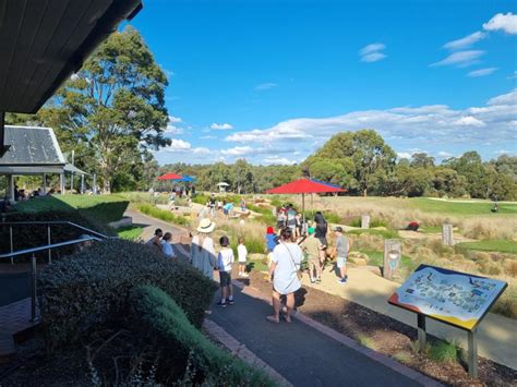 Yarrambat Park Golf Course community Easter movie night a sell-out success