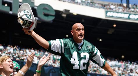 Fireman Ed returns: Jets superfan set for MetLife Stadium appearance - Sports Illustrated