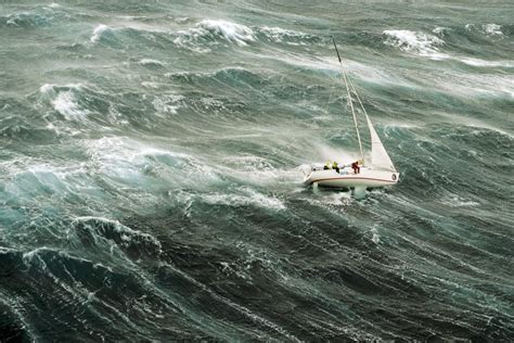 Survival storm conditions in the infamous 1998 Sydney-Hobart Race. Are you prepared to set sails ...