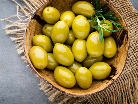 Farm Fresh Green Olives - Farm Fresh Pickles