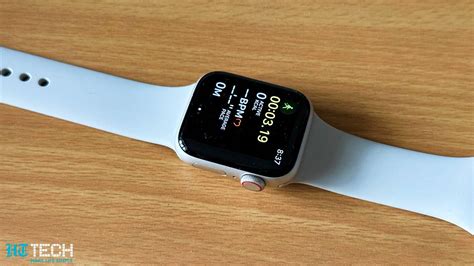 Apple Watch SE 2nd Gen Review: Brilliantly smart, reasonably priced | Wearables Reviews