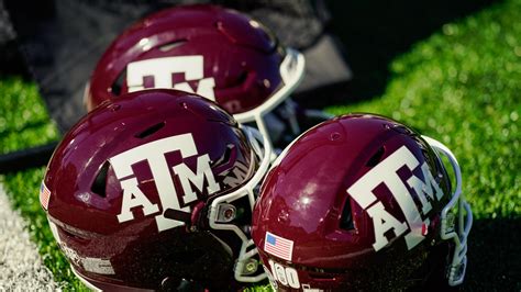 Texas A&M football gets recruiting win, signs Solomon Williams over UT