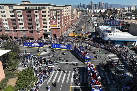 Rams Super Bowl parade in Los Angeles - Los Angeles Times