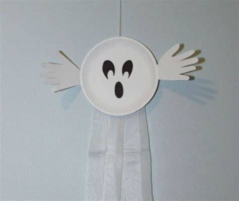 Making a Paper Plate Ghost | ThriftyFun