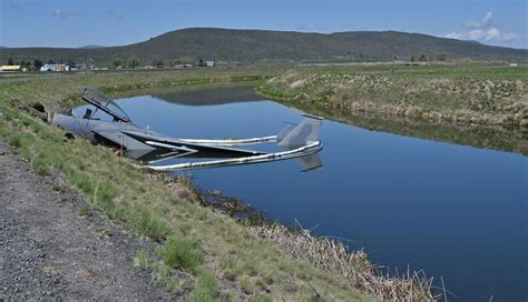 A rare F-15D Eagle fighter jet unexpectedly drowned in an irrigation ...