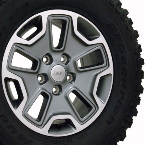 Jeep Rubicon Wheel & Tire