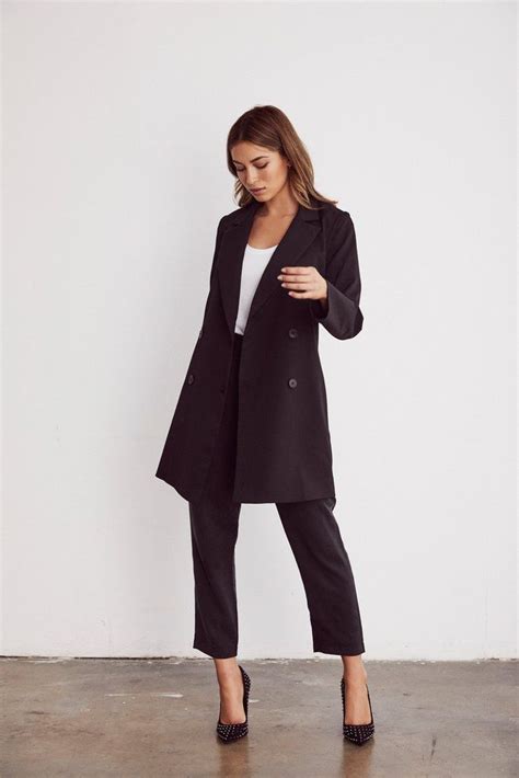 The Blazer Dress - VETTA | Office outfits, Work outfits women, Psychologist outfit