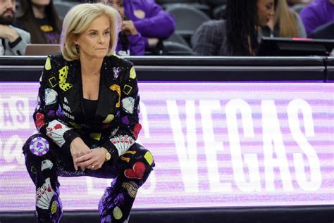 WATCH: Kim Mulkey Ejected, Held Back by LSU Players While Yelling at Officials